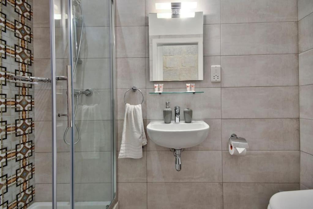 Vallettastay Old Lodge Apartment 1 Luaran gambar
